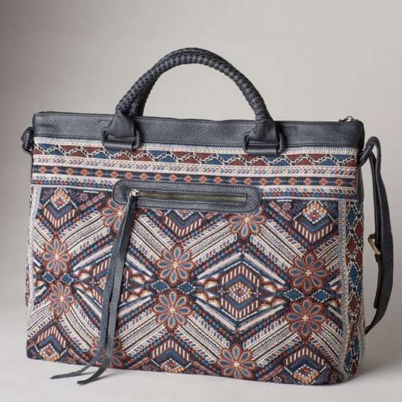 Johnny Was Molly overnight Tote bag - Picture 2 of 3